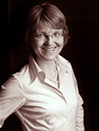 Dr. Claudia Rossbach